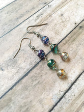 Charger l'image dans la galerie, Mardi Gras Inspired dangle earrings