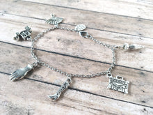 Cargar imagen en el visor de la galería, Victorian charm bracelet