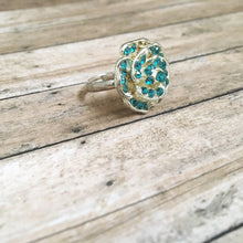 Cargar imagen en el visor de la galería, Silver Rose and Turquoise Rhinestones Ring