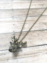 Carica l'immagine nel visualizzatore di Gallery, Gaston inspired necklace