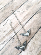 Carica l'immagine nel visualizzatore di Gallery, Winged Heart Dangle Earrings