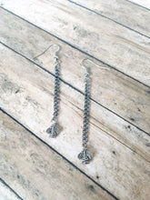 Charger l'image dans la galerie, Long Bee Earrings